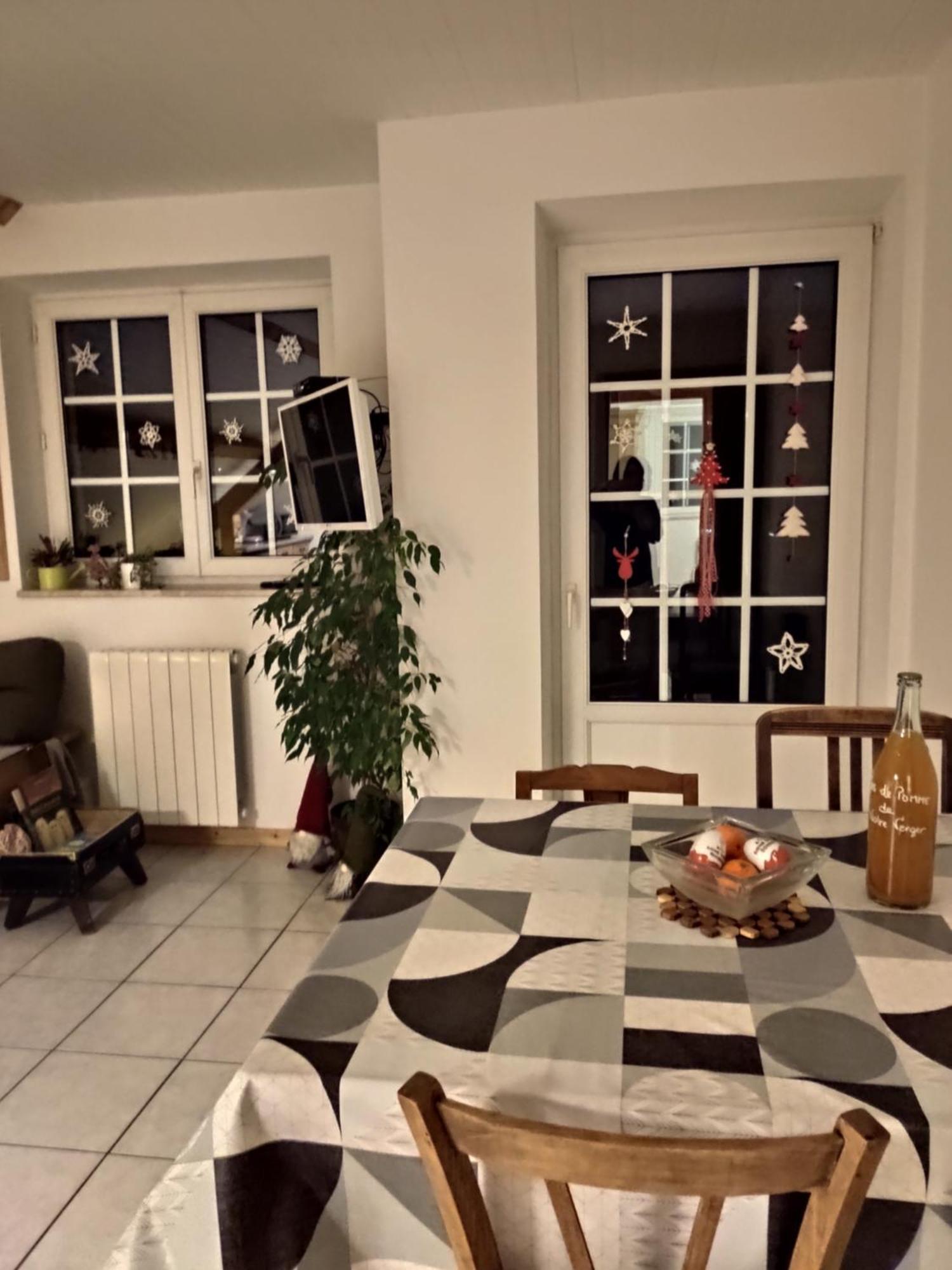 Appartement Douillet Avec Vue Sur Les Montagnes Fouchy Ngoại thất bức ảnh